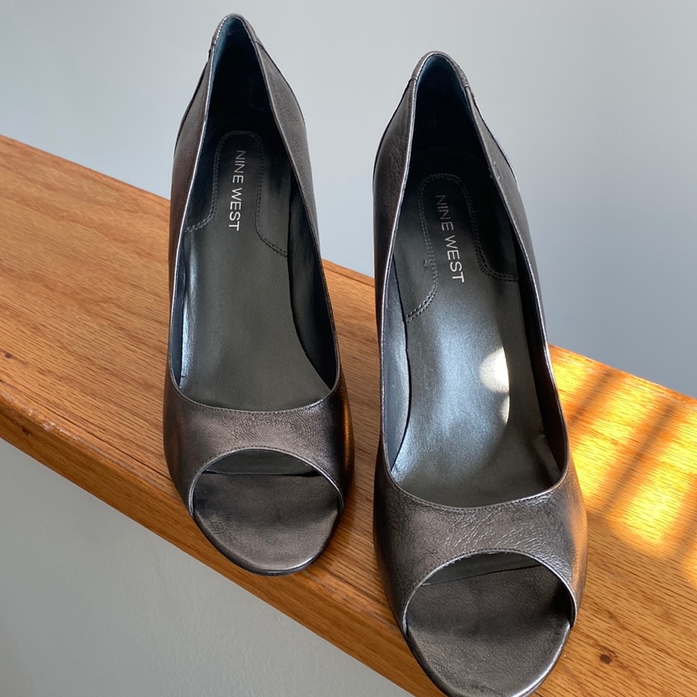 Nine West Metallic Wedges. Size 8